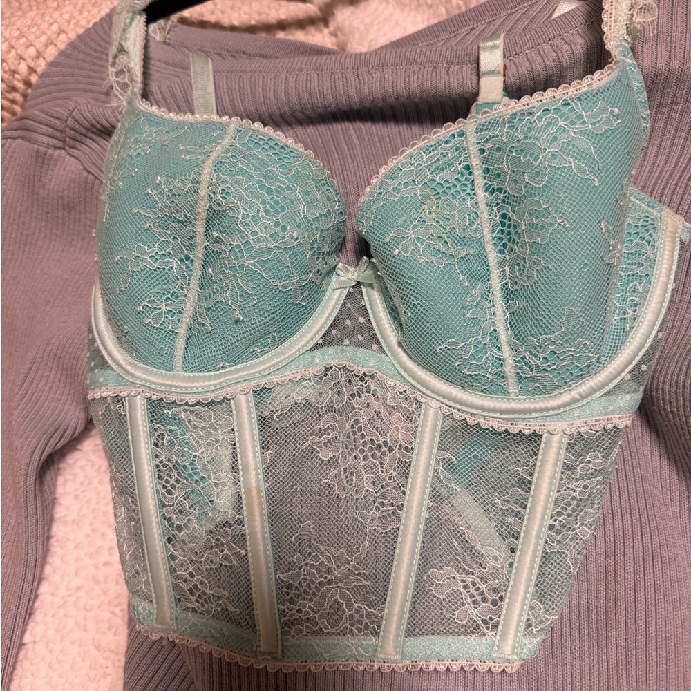 VS Elegant Lace Bustier in Mint Green